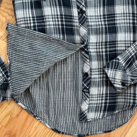 Rails button down top - Picture 3 of 6